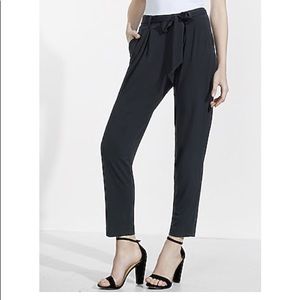 Express ankle pant
